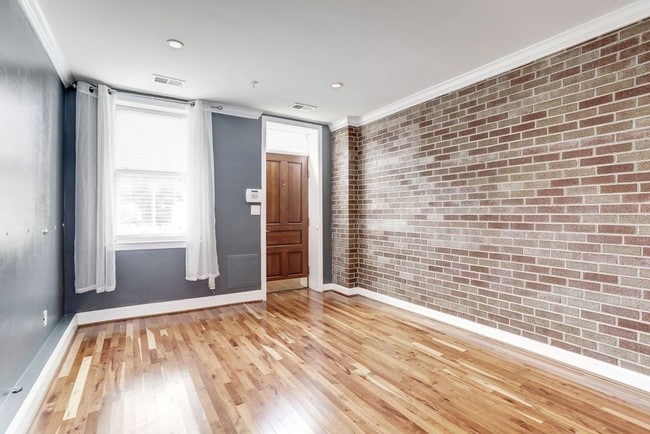 Photo - 1120 K St SE