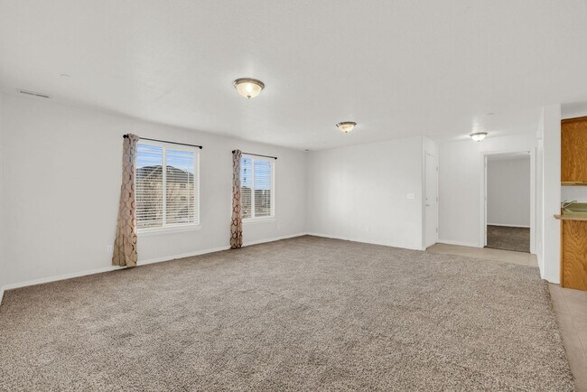 Photo - 3 Bedroom 2 Bathroom Condo in Eagle Mountain!