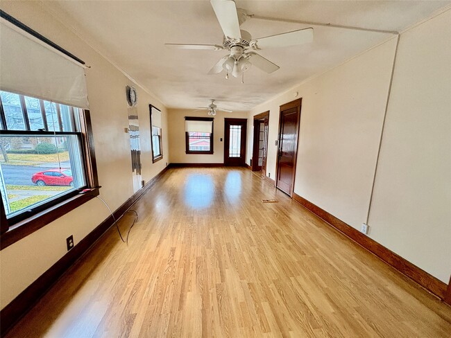 Photo - 211 Dudley Ave Unit 2