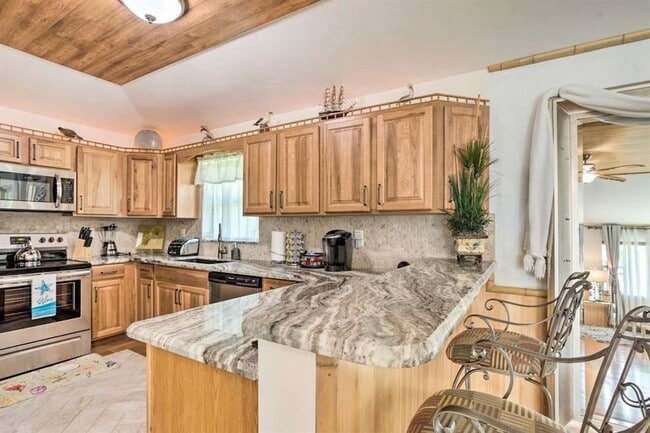 Photo - 423 SW 1st Ave