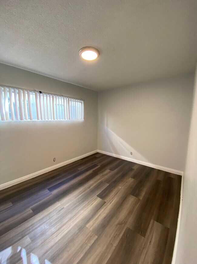 Photo - 9320 S Figueroa St Unidad B