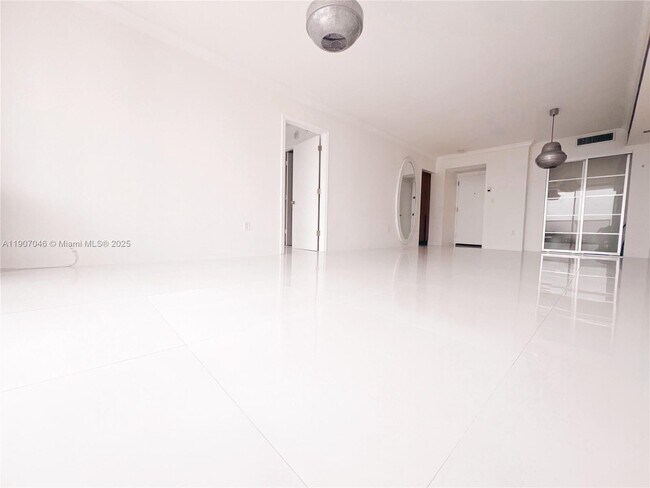 Photo - 3731 N Country Club Dr Unit 622