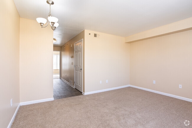 1BR, 1BA - 545 sq ft