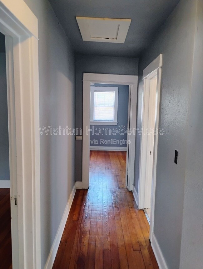Photo - 159 W Locust St