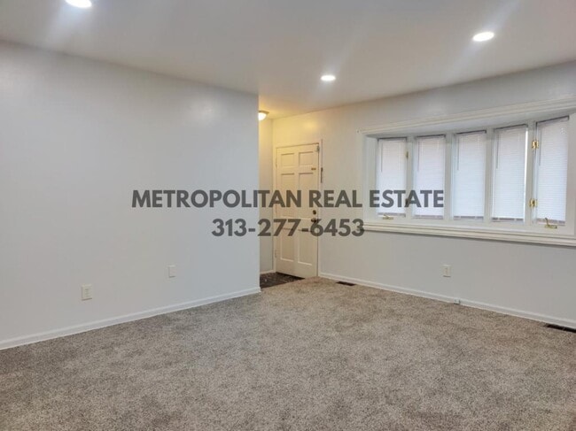 Photo - 6973 Chirrewa St