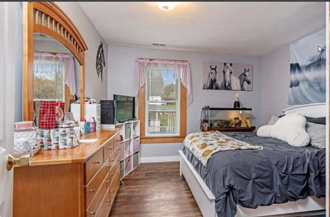 Photo - 3 Orchard St