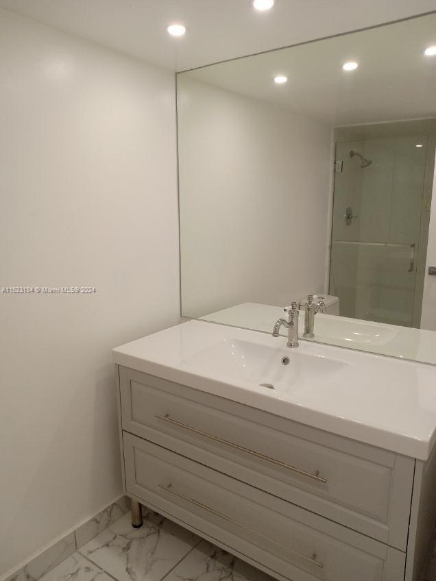 250 174th St Apartment Unit 1205 Sunny Isles Beach, FL
