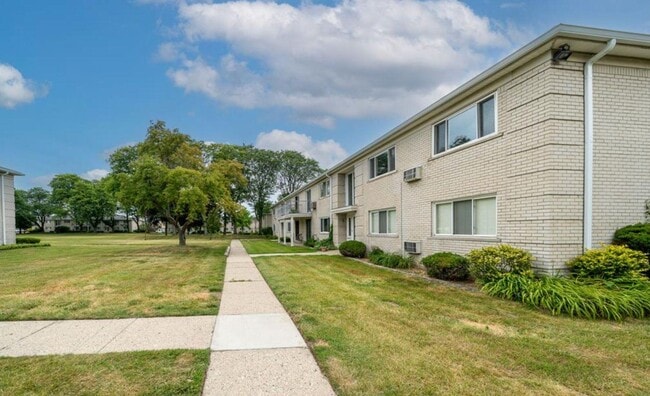 Photo - 4113 Telegraph Rd