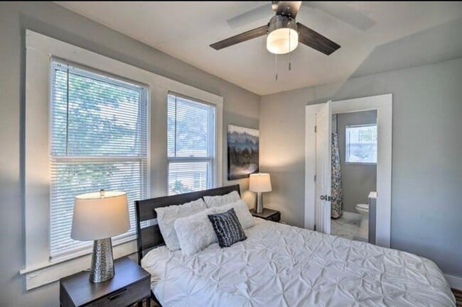 Photo - 5224 Leeland St Unidad A