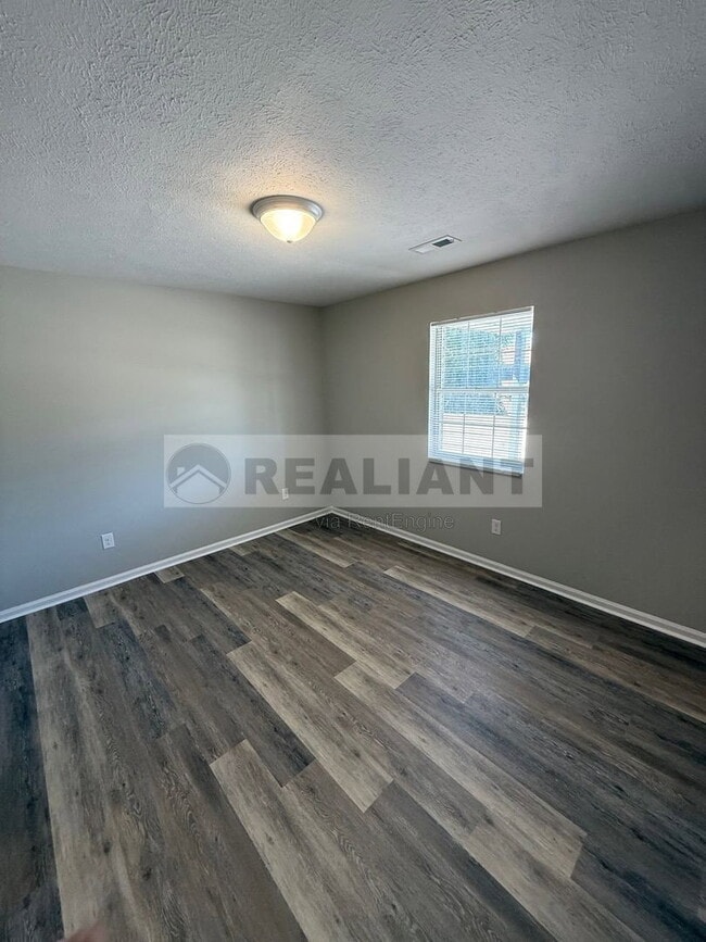 Photo - 31 Hurley St Unit 15