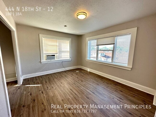 Building Photo - 444 N 18th St Unit 12