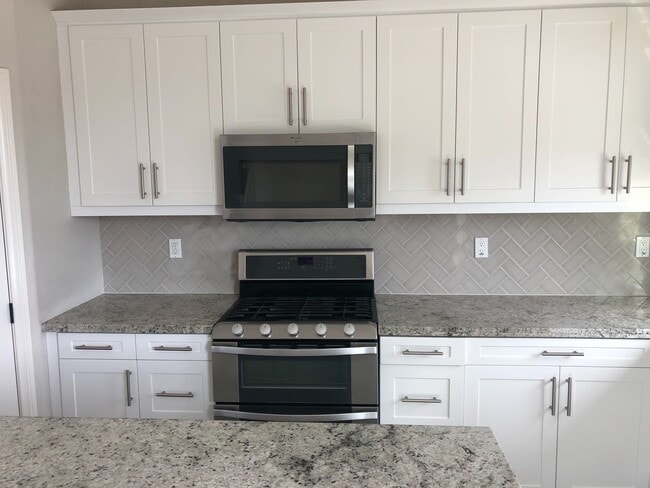 Photo - 16353 Veridian Cir