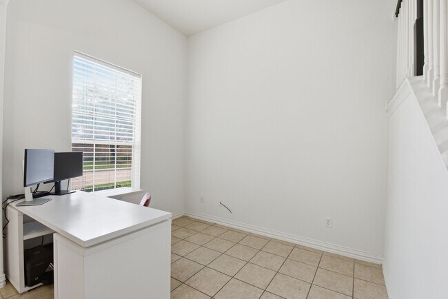 Photo - 16023 Powder Springs Ln