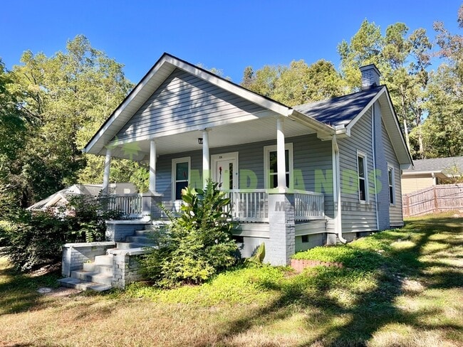 Building Photo - 320 Corley St