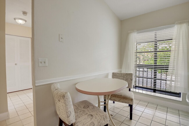 Photo - 3340 Lucerne Park Dr Unit 3340