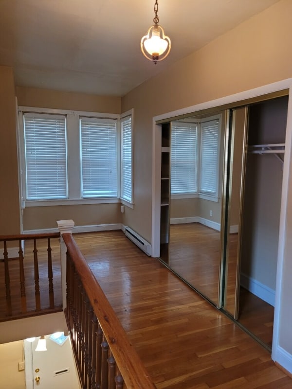 Photo - 407 W Race St
