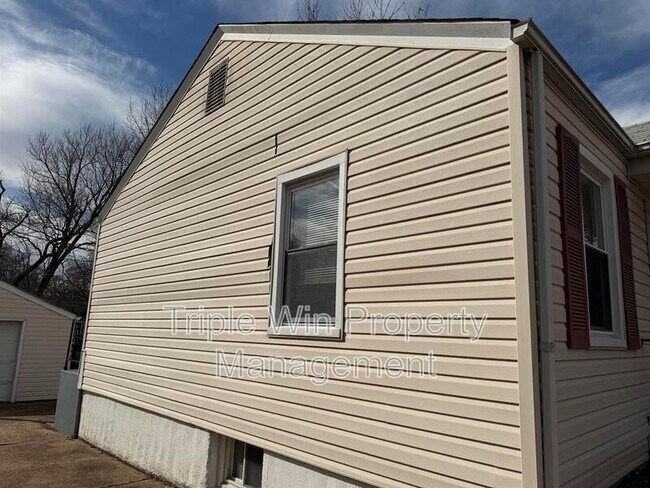 Photo - 1145 St Matthew Dr