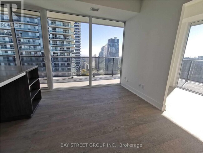 Photo - 70 Annie Craig Dr Unit 3508