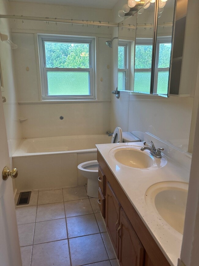 Photo - 4209 Narcissus Dr