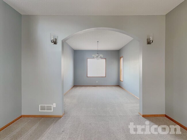 Photo - 4527 Mason Ave NE