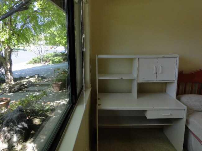 Photo - 744 Wimbledon Rd