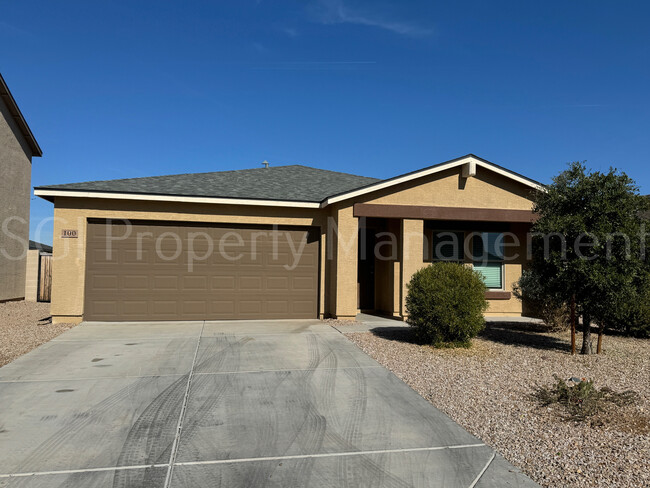 Beautiful single level ready for move in - Beautiful single level ready for move in Casa