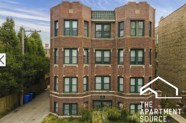 Photo - 3841 N Greenview Ave Unit 3