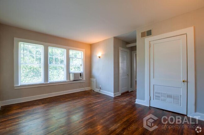 Building Photo - 678 Somerset Terrace NE Rental