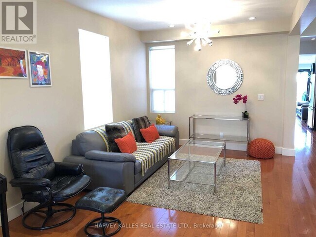 Photo - 148 Roslin Ave