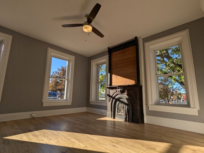 Building Photo - 171 Remsen St Unit 3 Rental
