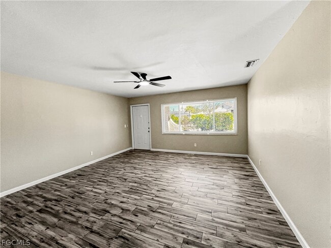 Photo - 18660 Miami Blvd