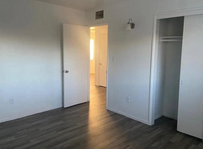 Photo - Swan Crest Apartments