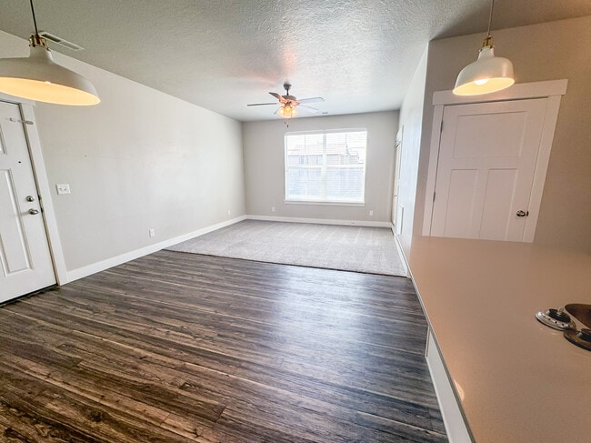 Photo - 2178 W Main St