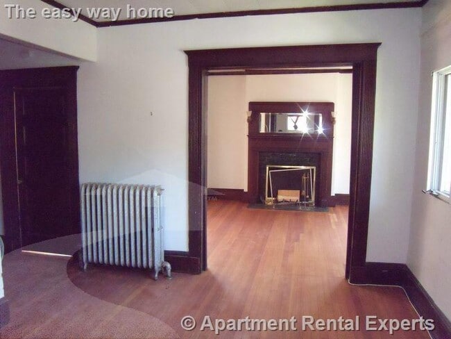 Photo - 79 College Ave Unit #2