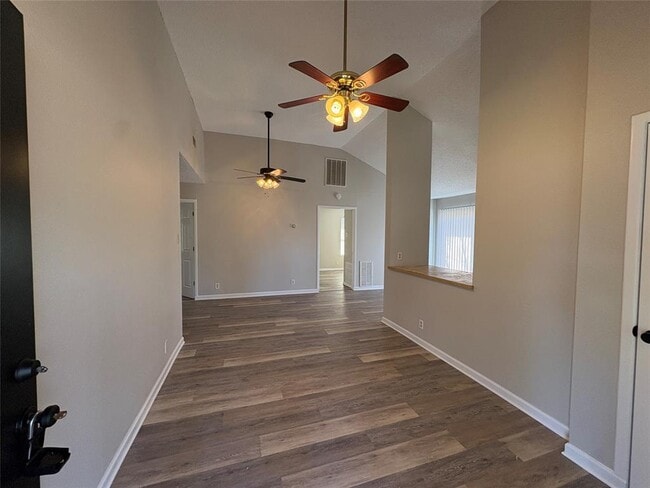 Photo - 601 Valley St