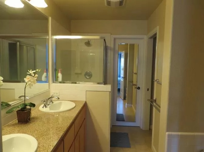 Photo - 308 Vista Roma Way