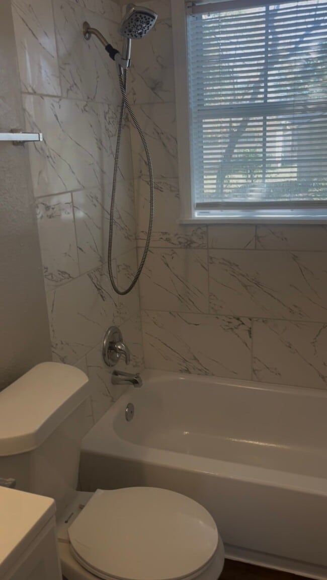 Building Photo - 7339 Eisenhower Rd