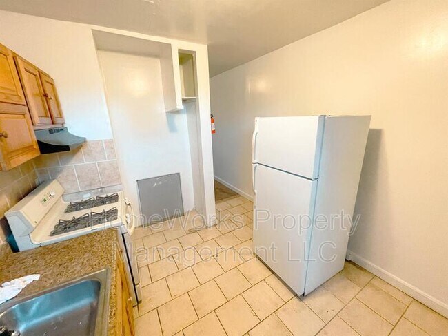 Photo - 3012 W Garrison Ave