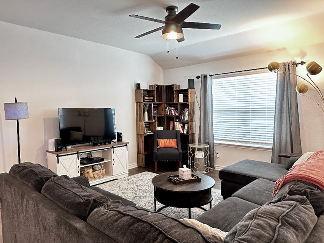 Building Photo - 13315 Whisper Xing Rental