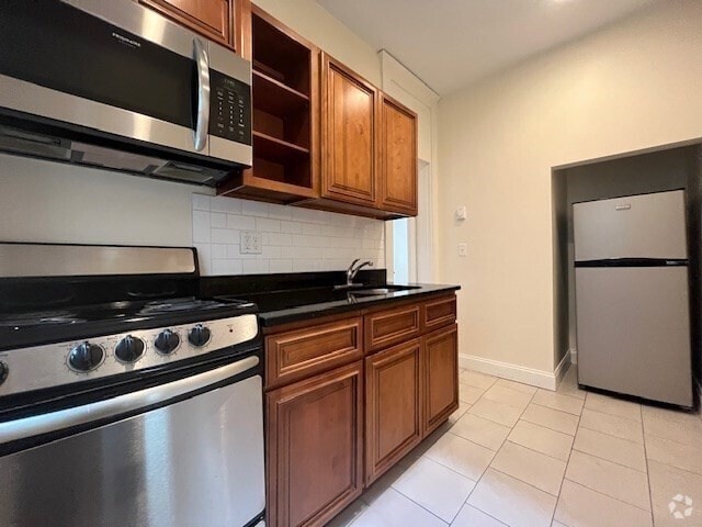 Building Photo - 73 Park Dr Unit 11 Rental