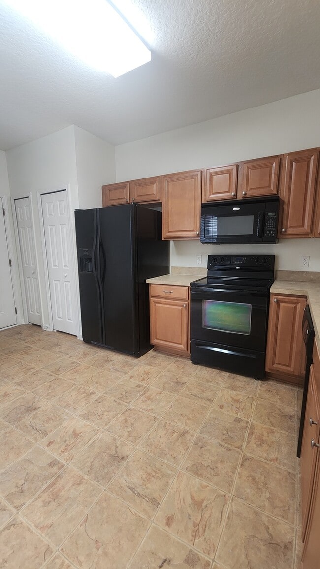 Photo - Lovely 2 bedroom move-in ready condo located in The Gables community!