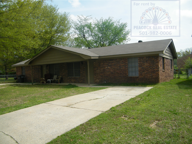 Building Photo - 3023-3023 Hines Dr Unit 3023
