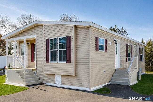 Building Photo - 111 Clark Ln