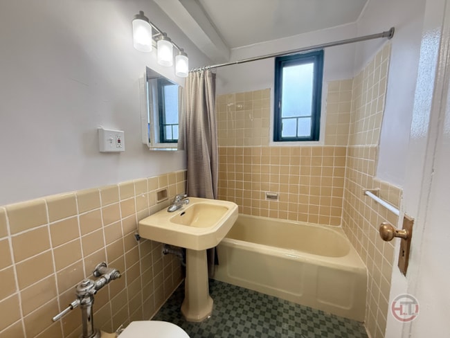 Photo - 1970 E Tremont Ave Unit 11G