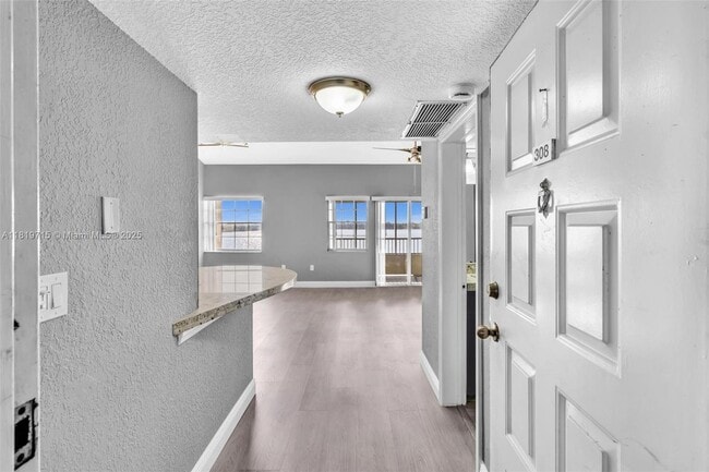 Photo - 2811 N Oakland Forest Dr Condo Unit 308