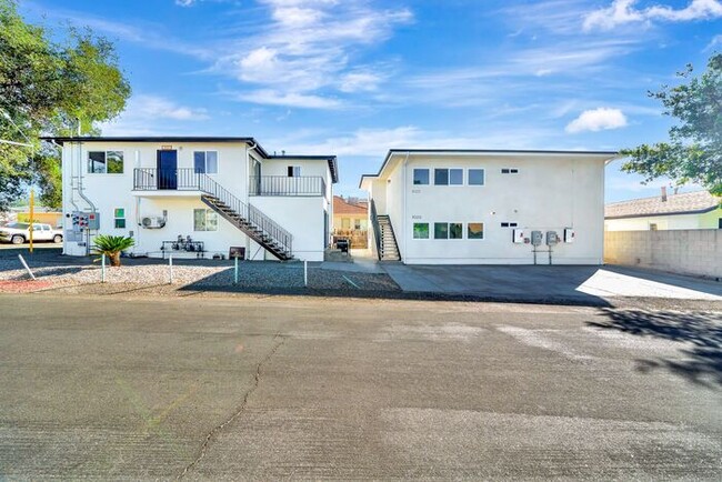 Building Photo - Move-In Ready Luxury: A Flawlessly Upgraded Sunland Retreat