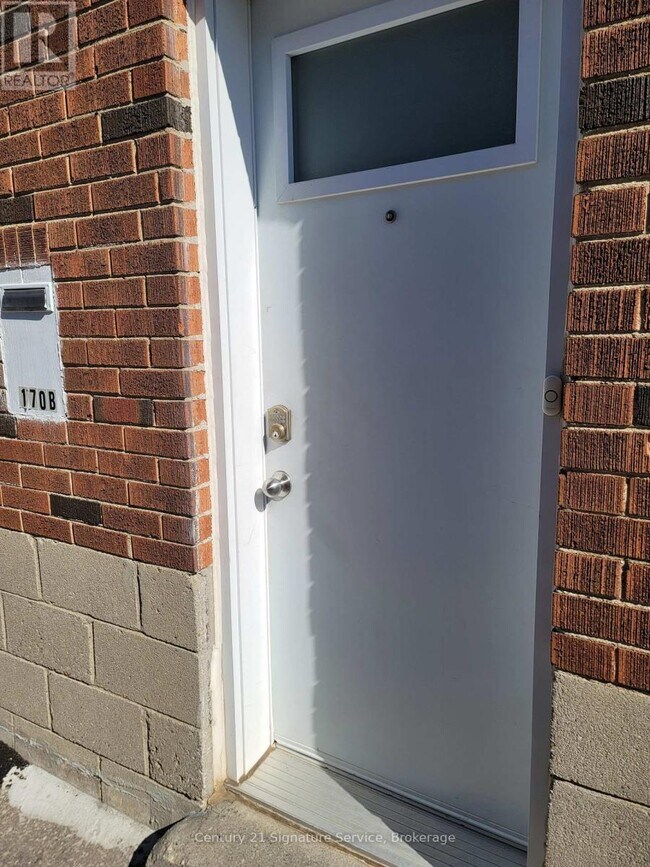 Photo - 170 Schell Ave