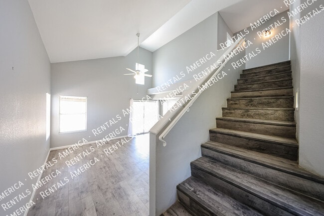 Photo - 15847 N 32nd Pl