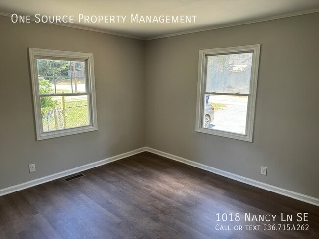 Photo - 1018 Nancy Ln SE