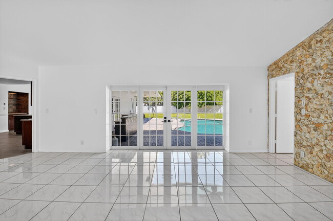 Photo - 1599 NW 14th Ave
